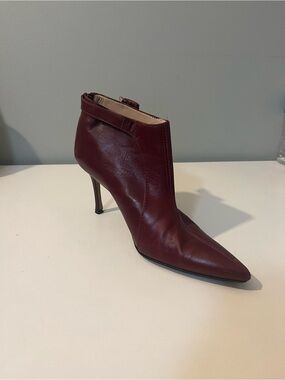 Manolo Blahnik Burgundy Leather Pointed Ankle Bootie